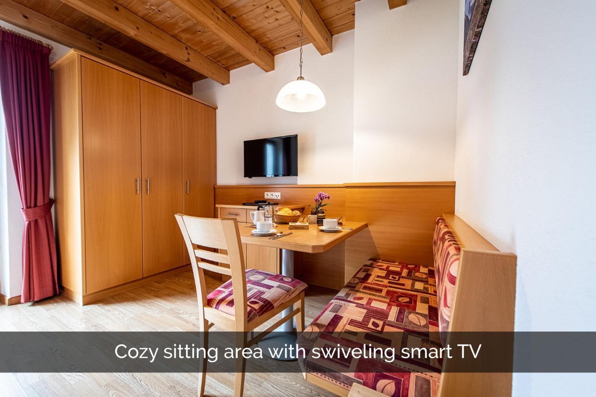 Apartments Nature Apis Landheim アンテルセルヴァ・ディ・メッツォ エクステリア 写真