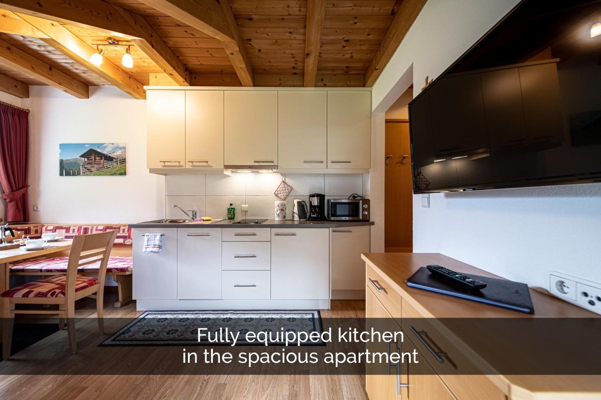 Apartments Nature Apis Landheim アンテルセルヴァ・ディ・メッツォ エクステリア 写真